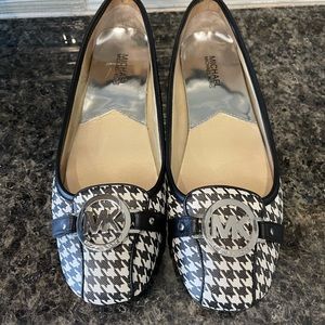 Michael Kors houndstooth ballet flats